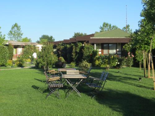 Riva's Club Hotel