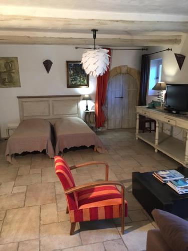 Bed & Breakfast La Louvi�re Des Bruy�res