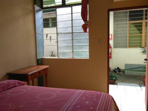 Albergue Hostal El Colibr�