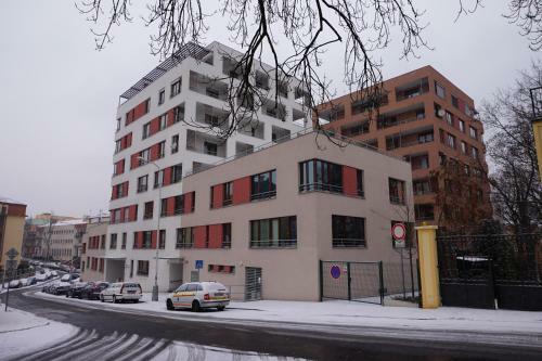 Leongargt Apartments
