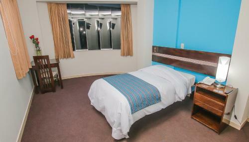 Julia's Hotel