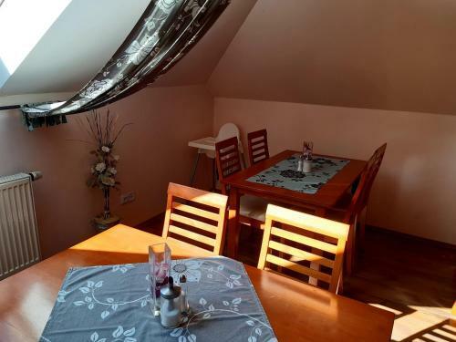 Hostal Penzion V Podz�m?� Litomy?l