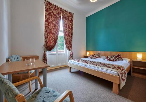 Hotel-restaurant Mezn� Louka