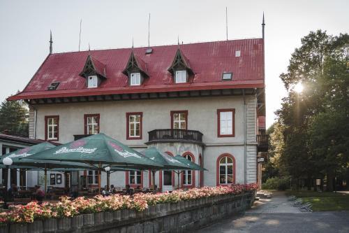 Hotel-restaurant Mezn� Louka