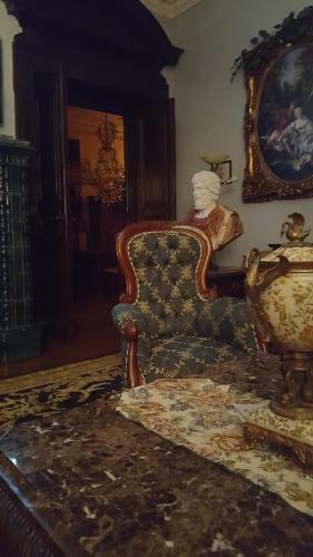 Hostal Romantic Chateau Krasna Lipa
