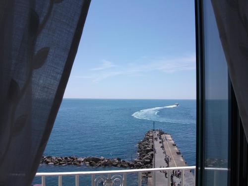 Hostal Holidays Baia D'amalfi
