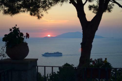 Alle Ginestre Capri B&B