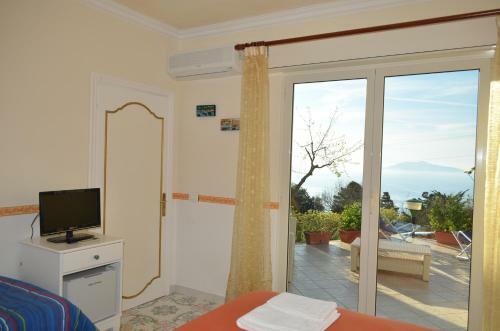 Alle Ginestre Capri B&B