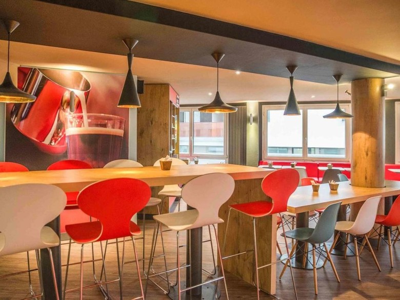 Hotel Ibis Paris Brancion Parc Des Expositions