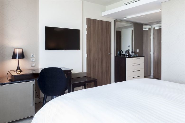 AC Hotel Paris Porte Maillot By Marriott