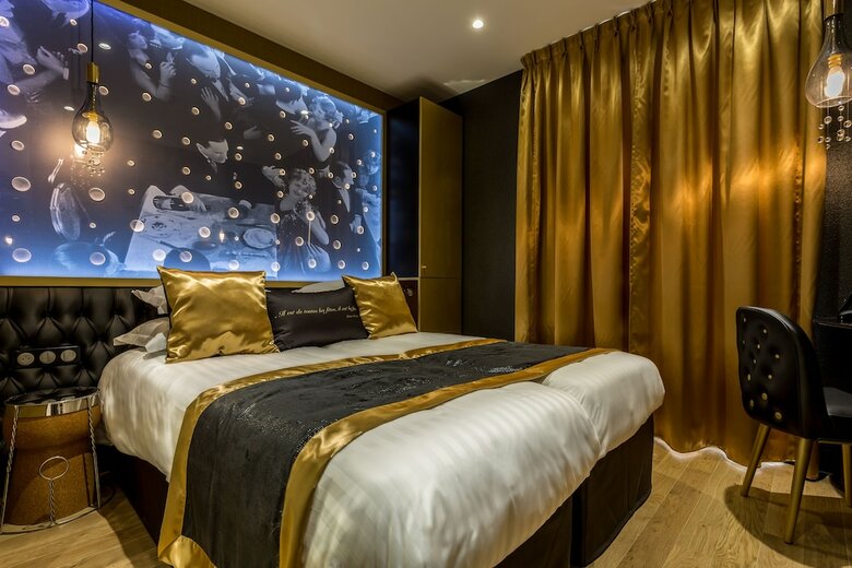 Hotel Les Bulles De Paris