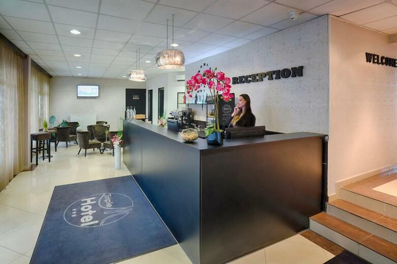 Triple M Hotel