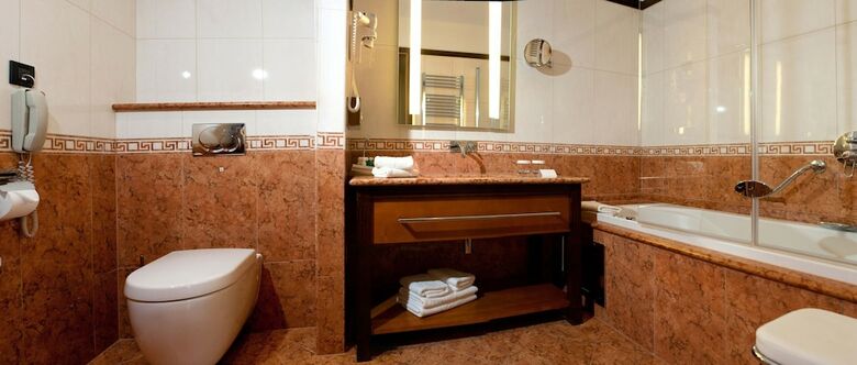 Hotel More