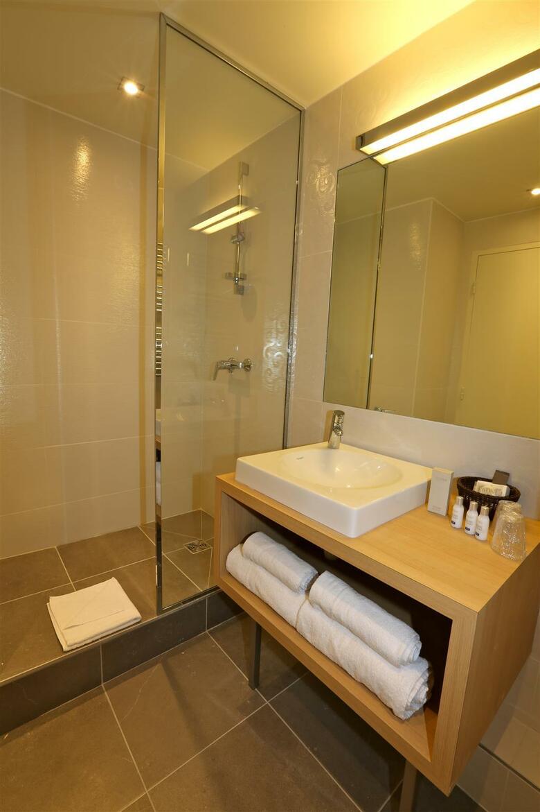 Hotel Kyriad Paris 18 - Porte de Clignancourt - Montmartre