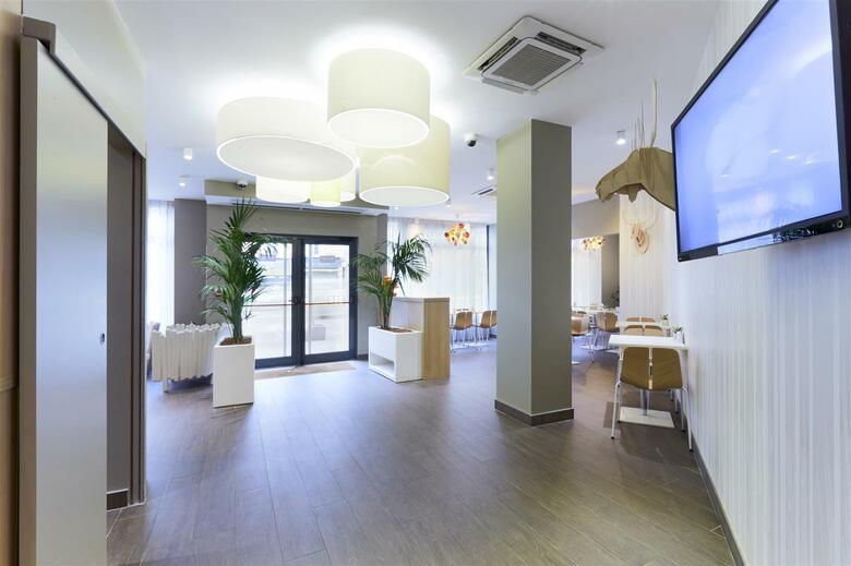 Hotel Kyriad Paris 18 - Porte de Clignancourt - Montmartre