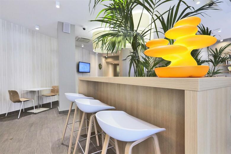 Hotel Kyriad Paris 18 - Porte de Clignancourt - Montmartre