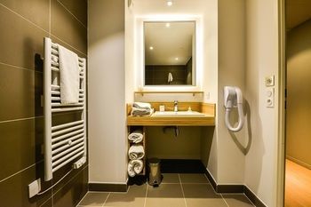 Residencia Quality Suites Lyon 7 Lodge