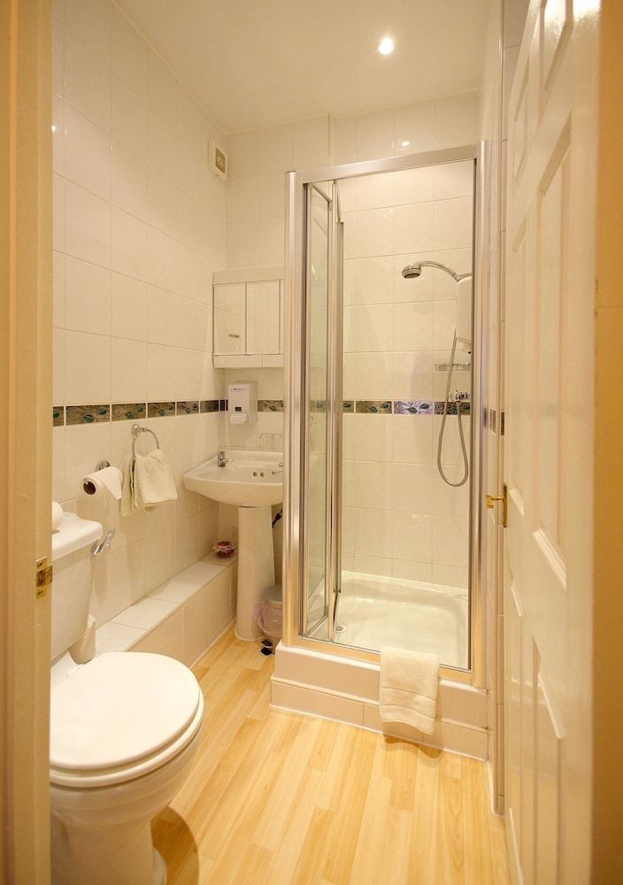 Hostal Moonraker House