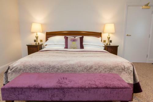 Macdonald Swan's Nest Hotel