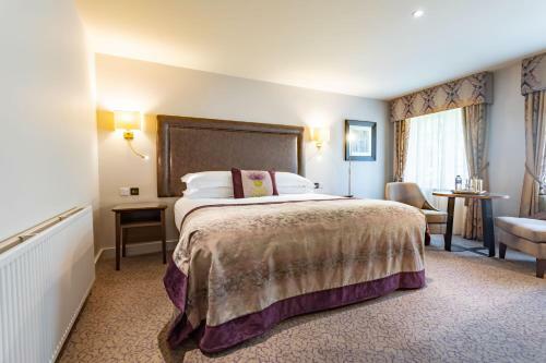 Macdonald Swan's Nest Hotel
