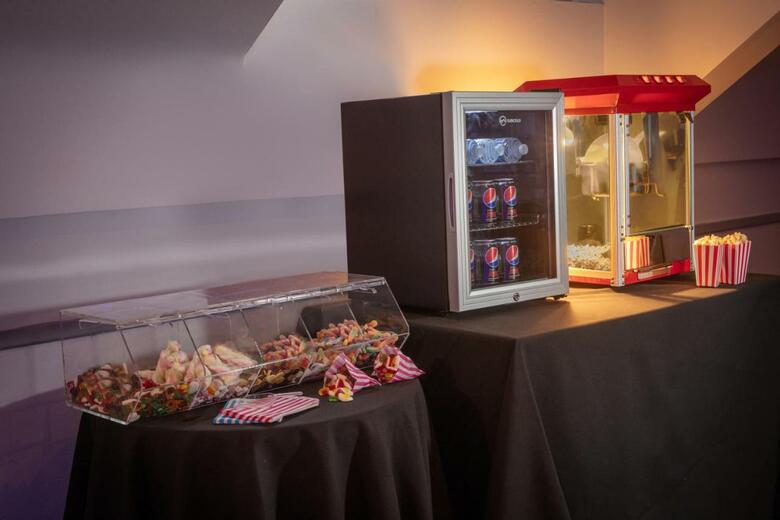 Hotel Stratford Manor - Qhotels