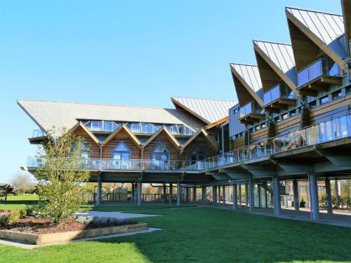 Bend In The River Lodge