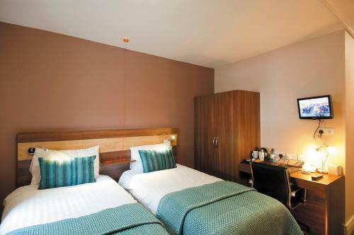 The Cedars Hotel & Conference Centre