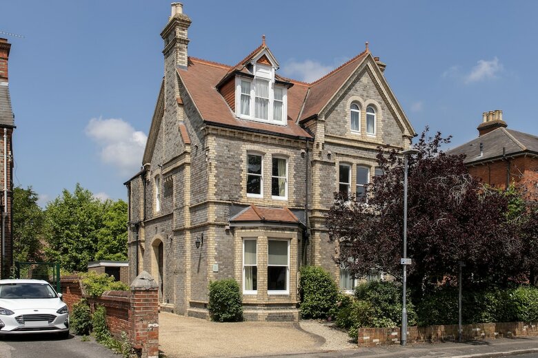Apartamentos Saco Reading - Castle Crescent