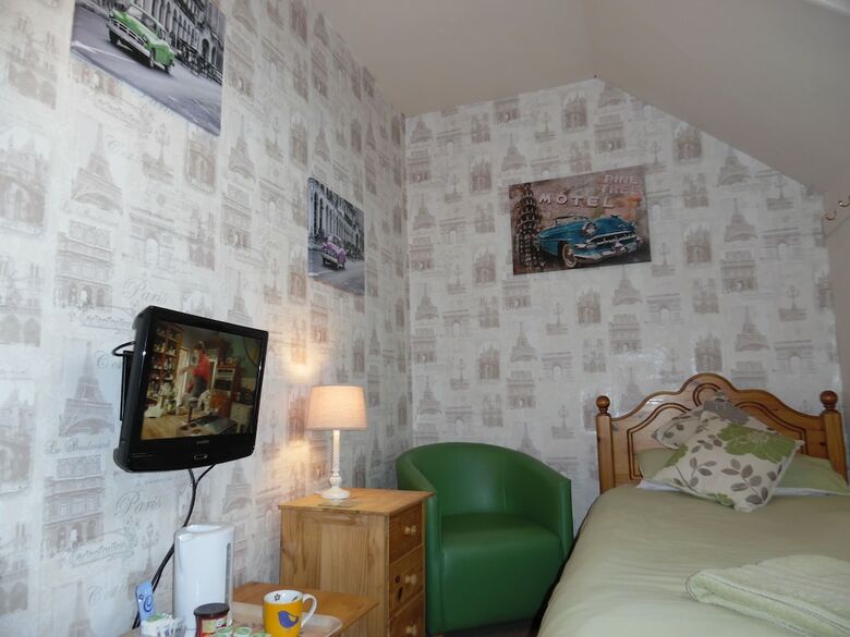 Bed & Breakfast Kirk Lea Guest House