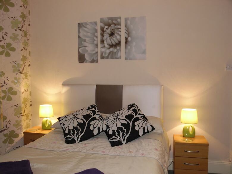 Bed & Breakfast Kirk Lea Guest House