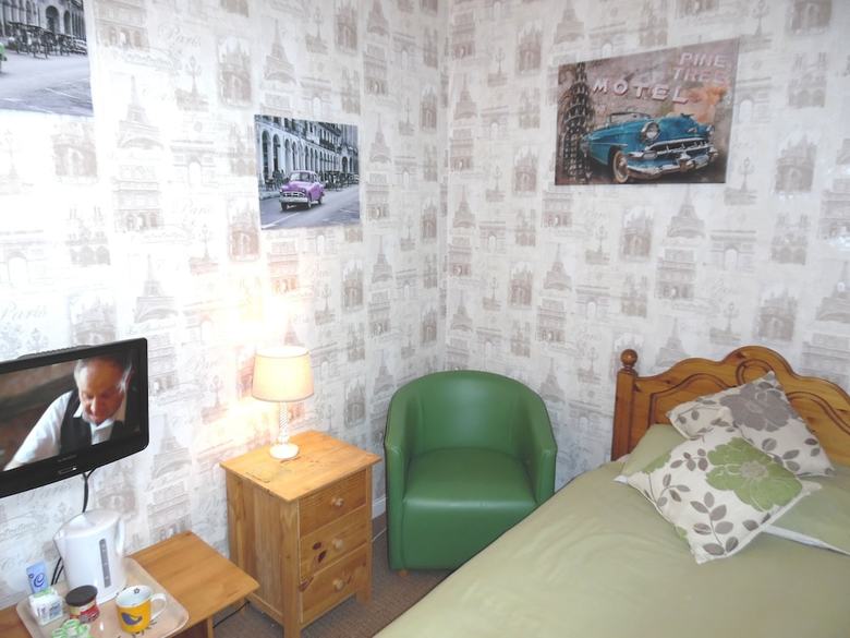 Bed & Breakfast Kirk Lea Guest House