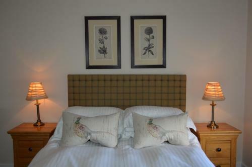 Hostal Balnearn House