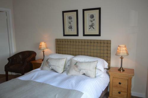 Hostal Balnearn House