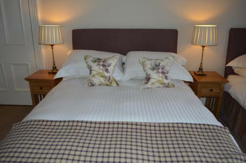 Hostal Balnearn House