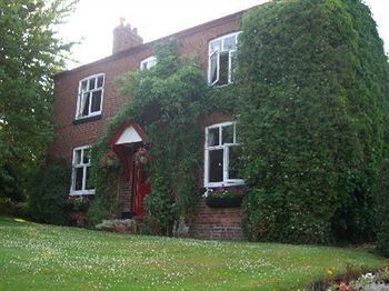 Hostal Ash Farm Country House