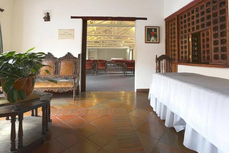 Hotel Mes�n De Los Virreyes