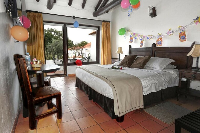 Hotel Mes�n De Los Virreyes