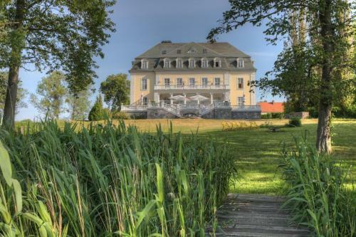 Hotel Schloss Gro� Plasten