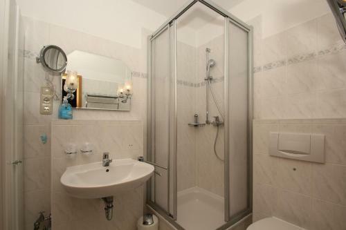 Apartamento Villa Karola Ferienwohnungen Paradies R�gen