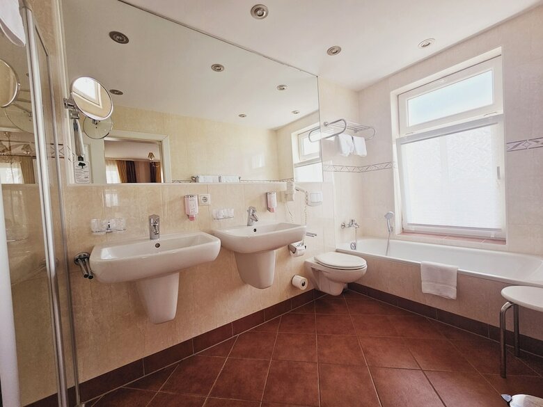 Best Western Alexa Hotel