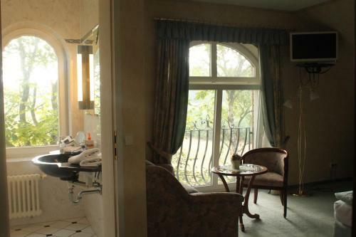 Hotel Und Restaurant Waldschl�sschen