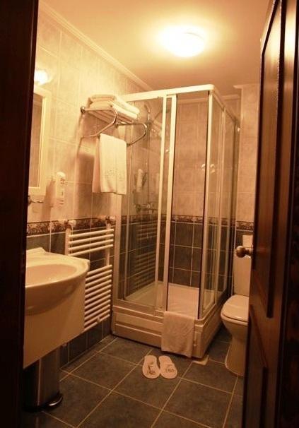 Hotel Tria