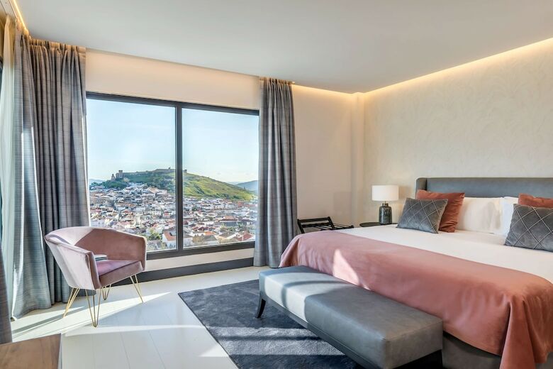 Hotel Barcel� Aracena