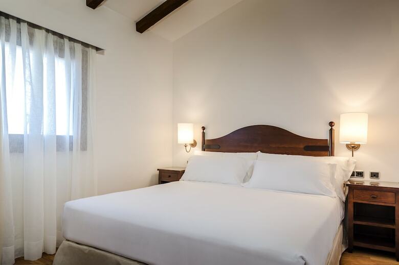 Hotel Barcel� Aracena