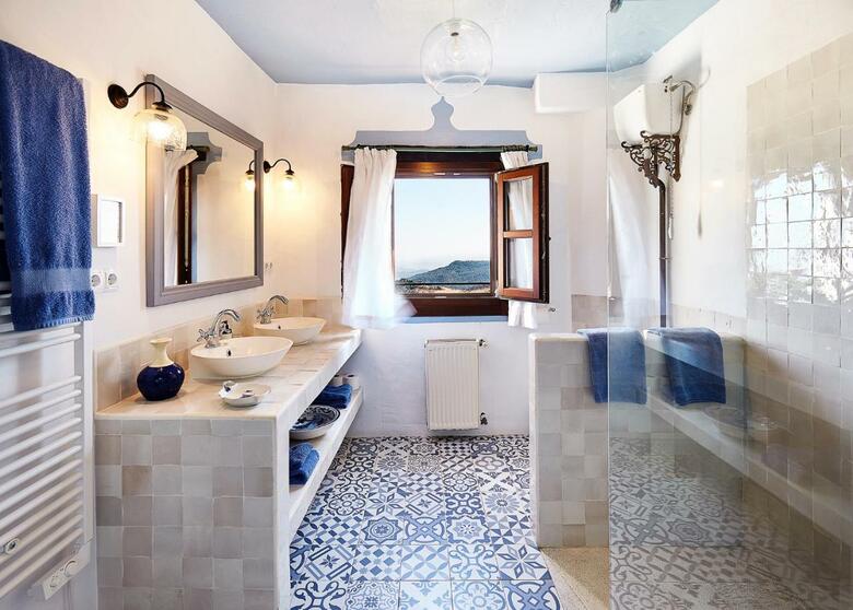 Hotel La Fructuosa (.)