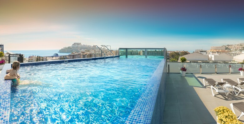 Hotel Rh Don Carlos