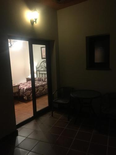 Hotel Balcon De Los Montes