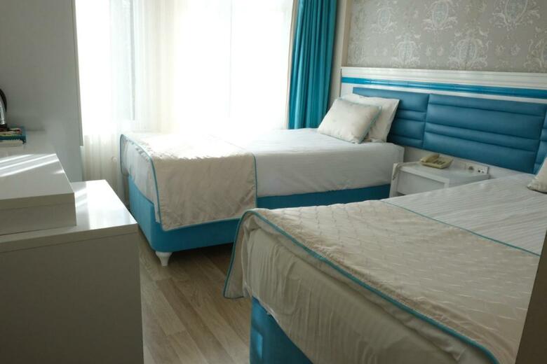 Hotel Star Holiday