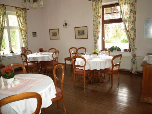 Hostal Hotel Pension Gutshaus Neu Wendorf