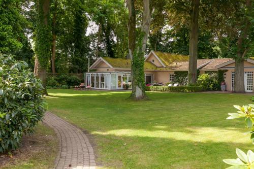 Hostal G�stehaus Schloss Bothmer